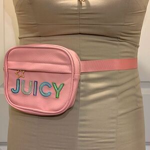 Adorable Juicy Couture Kids Pink Reflective Logo Fanny Pack
